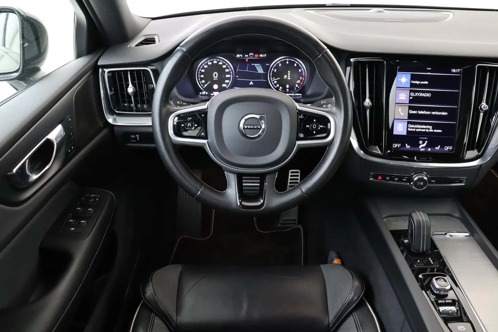 Volvo S60 (2020) — foto 1