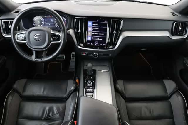 Volvo S60 (2020) thumbnail 3