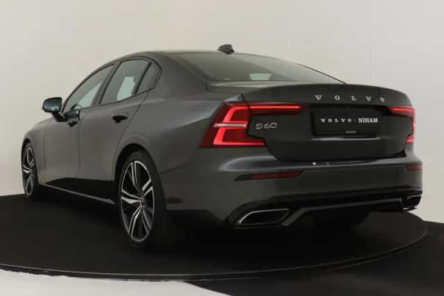 Volvo S60 (2020) thumbnail 4