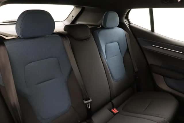 Volvo EX30 (2024) thumbnail 11