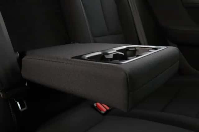 Volvo XC40 (2022) thumbnail 13