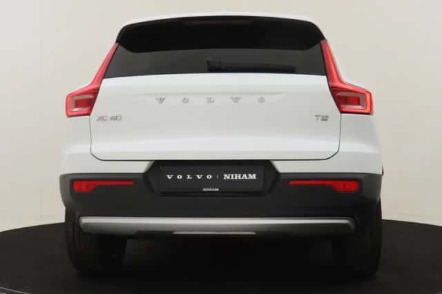 Volvo XC40 (2022) thumbnail 14
