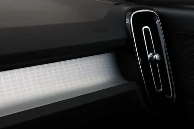 Volvo XC40 (2022) thumbnail 19