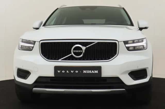 Volvo XC40 (2022) thumbnail 8