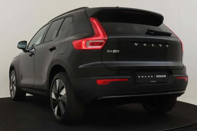 Volvo EX40 (2026) thumbnail 4