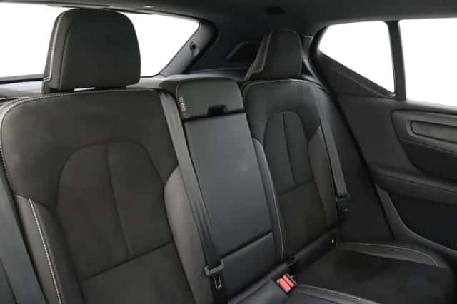 Volvo XC40 (2020) thumbnail 13