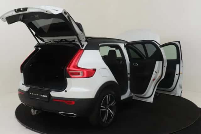 Volvo XC40 (2020) thumbnail 18