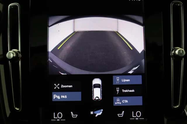 Volvo XC40 (2020) thumbnail 29