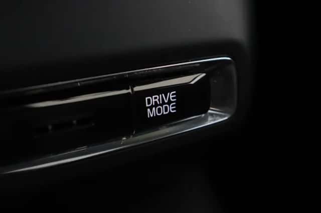 Volvo XC40 (2020) thumbnail 31