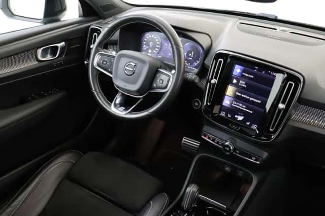 Volvo XC40 (2020) thumbnail 5