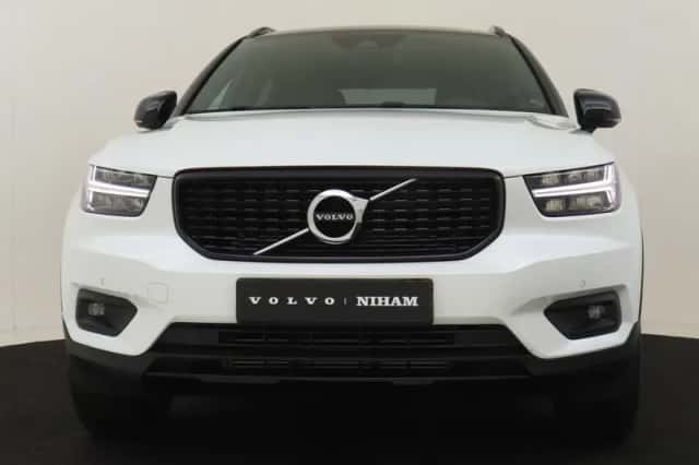 Volvo XC40 (2020) thumbnail 8