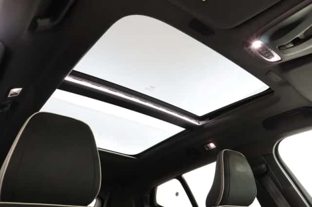 Volvo XC40 (2020) thumbnail 9