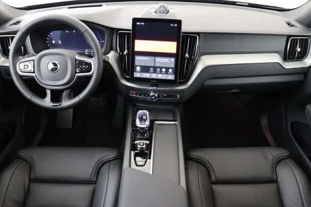 Volvo XC60 (2026) thumbnail 3