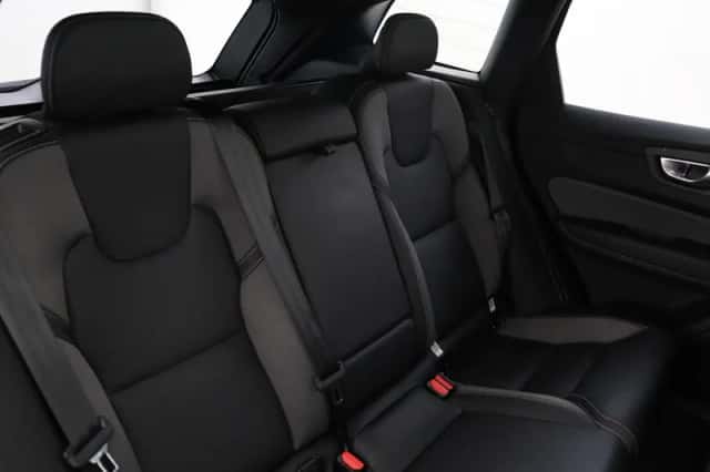Volvo XC60 (2024) thumbnail 13