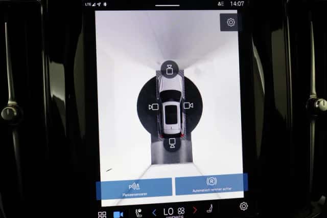 Volvo XC60 (2024) thumbnail 19