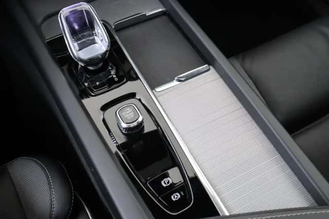 Volvo XC60 (2024) thumbnail 25