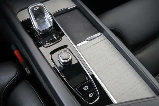 Volvo V60 (2021) thumbnail 25