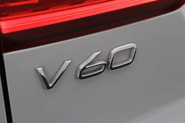 Volvo V60 (2021) thumbnail 36