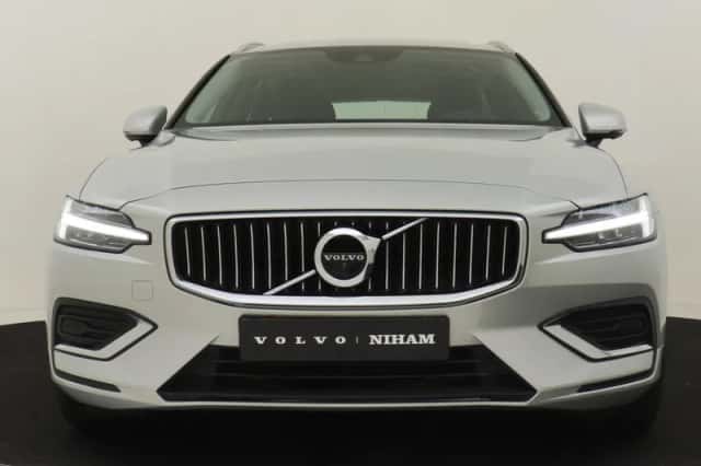 Volvo V60 (2021) thumbnail 8