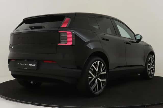 Volvo EX30 (2026) thumbnail 2