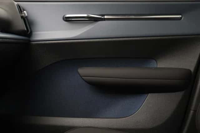 Volvo EX30 (2026) thumbnail 19