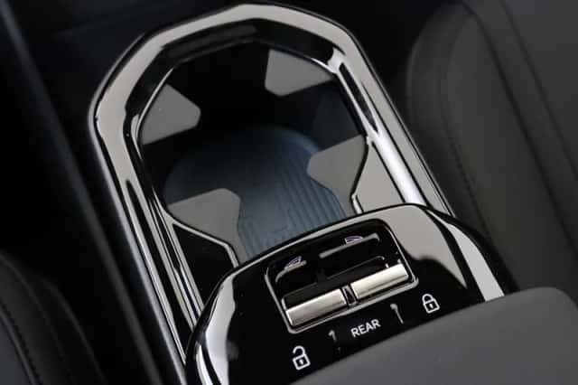 Volvo EX30 (2026) thumbnail 24