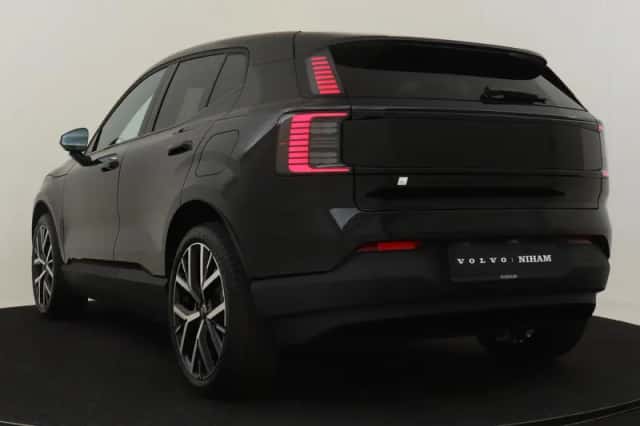 Volvo EX30 (2026) thumbnail 4