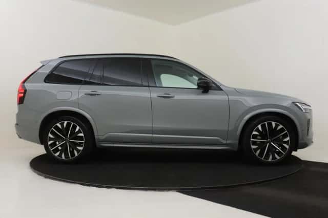 Volvo XC90 (2025) thumbnail 12