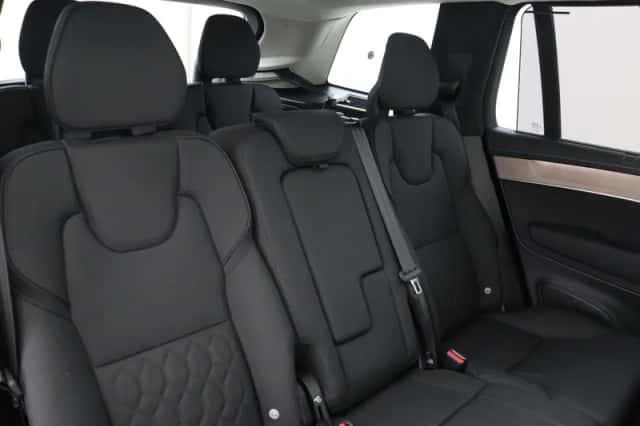 Volvo XC90 (2025) thumbnail 13