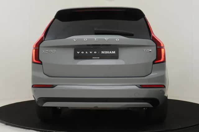 Volvo XC90 (2025) thumbnail 14