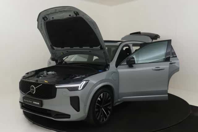 Volvo XC90 (2025) thumbnail 16