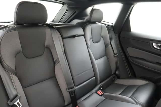 Volvo XC60 (2023) thumbnail 11