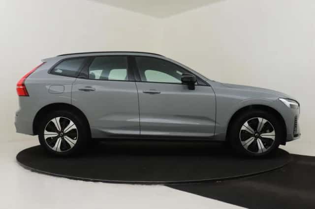 Volvo XC60 (2023) thumbnail 12