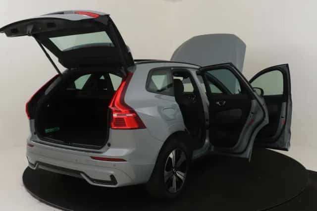 Volvo XC60 (2023) thumbnail 18