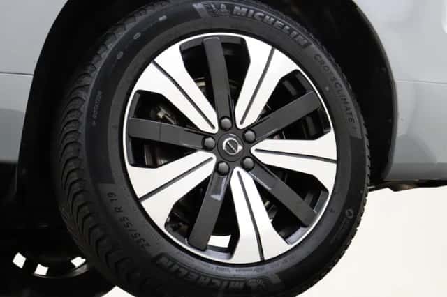 Volvo XC60 (2023) thumbnail 33