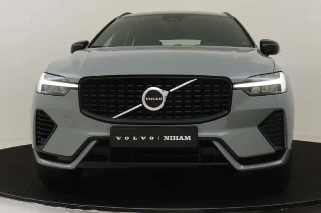 Volvo XC60 (2023) thumbnail 8