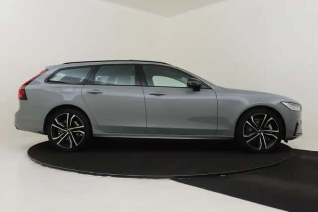 Volvo V90 (2025) thumbnail 12