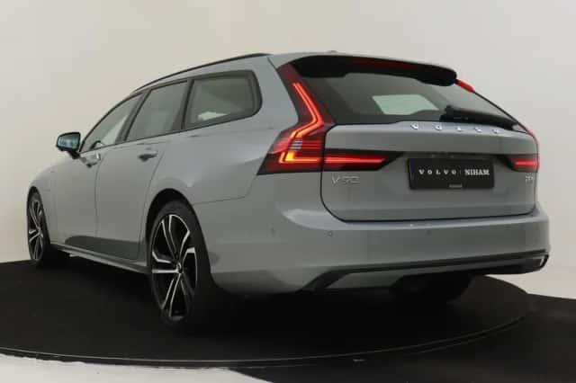 Volvo V90 (2025) thumbnail 4