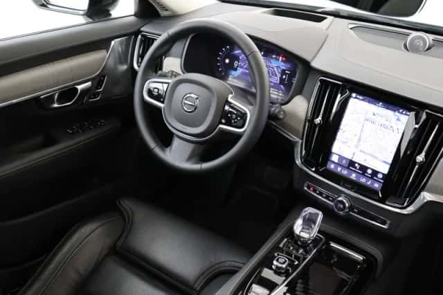 Volvo V90 (2025) thumbnail 5