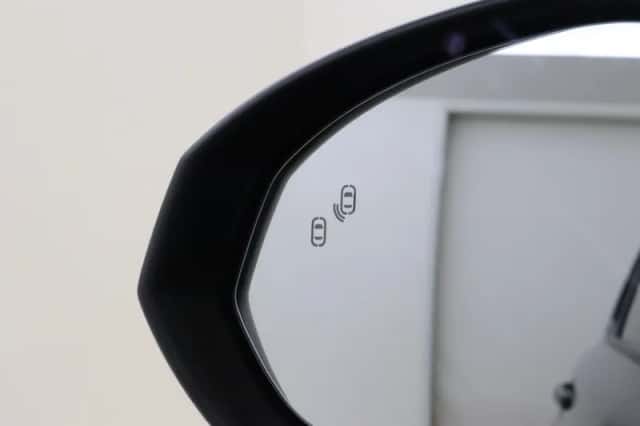 Lynk & Co 01 (2024) thumbnail 32