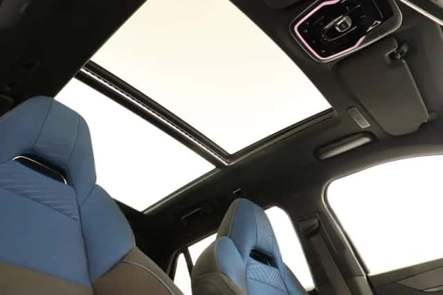 Lynk & Co 01 (2024) thumbnail 9