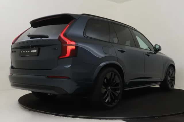 Volvo XC90 (2026) thumbnail 2