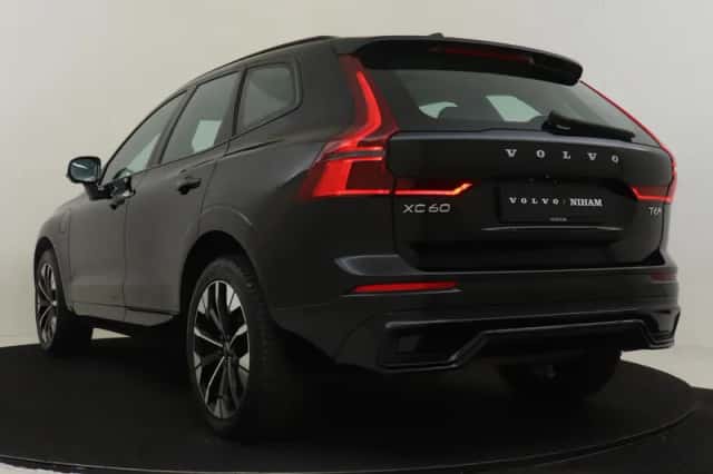 Volvo XC60 (2025) thumbnail 4