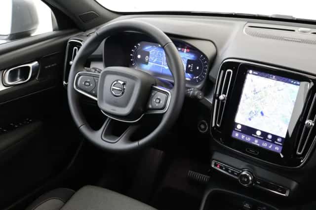 Volvo XC40 (2026) thumbnail 5