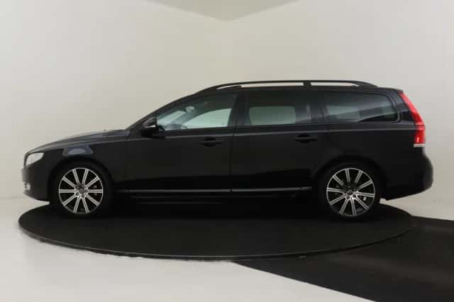 Volvo V70 (2015) thumbnail 6