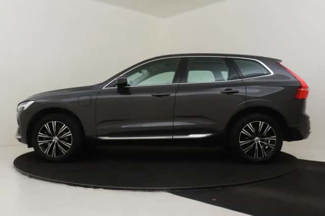 Volvo XC60 (2021) thumbnail 6