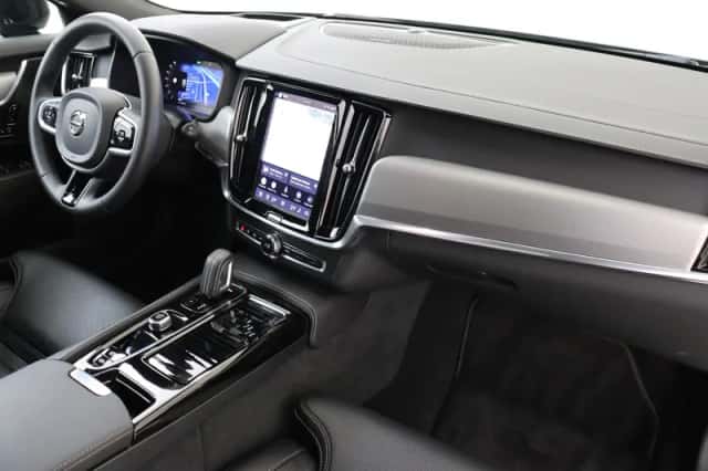 Volvo V90 (2021) thumbnail 5