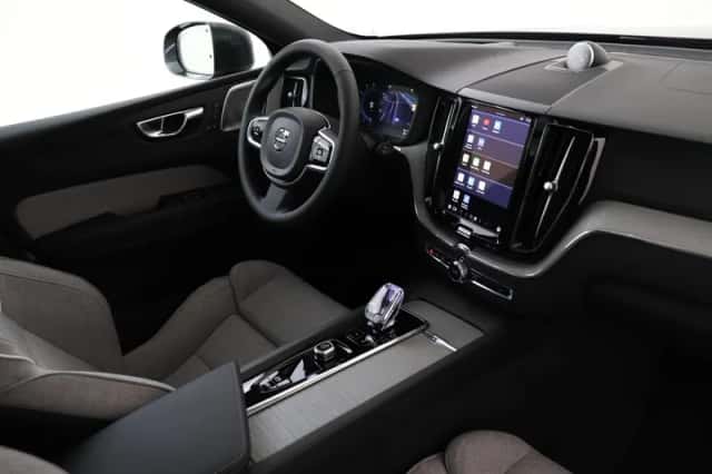 Volvo XC60 (2025) thumbnail 5