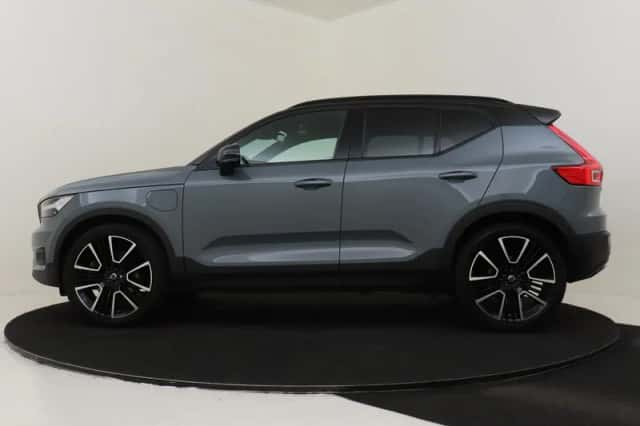 Volvo XC40 (2021) thumbnail 6
