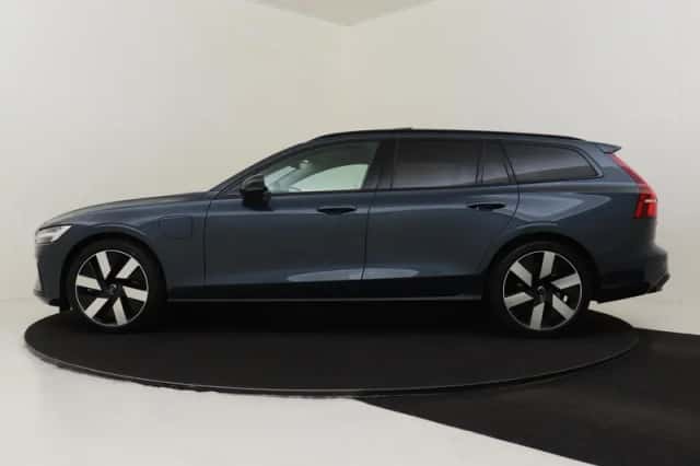 Volvo V60 (2025) thumbnail 6